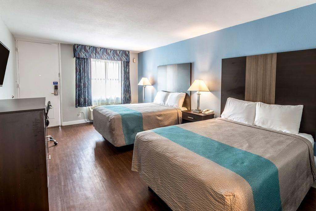 Econo Lodge Mineral Wells Exteriör bild